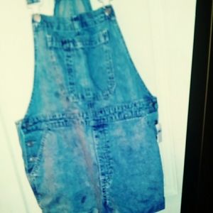 Blue light weight jean SHORTS jumper